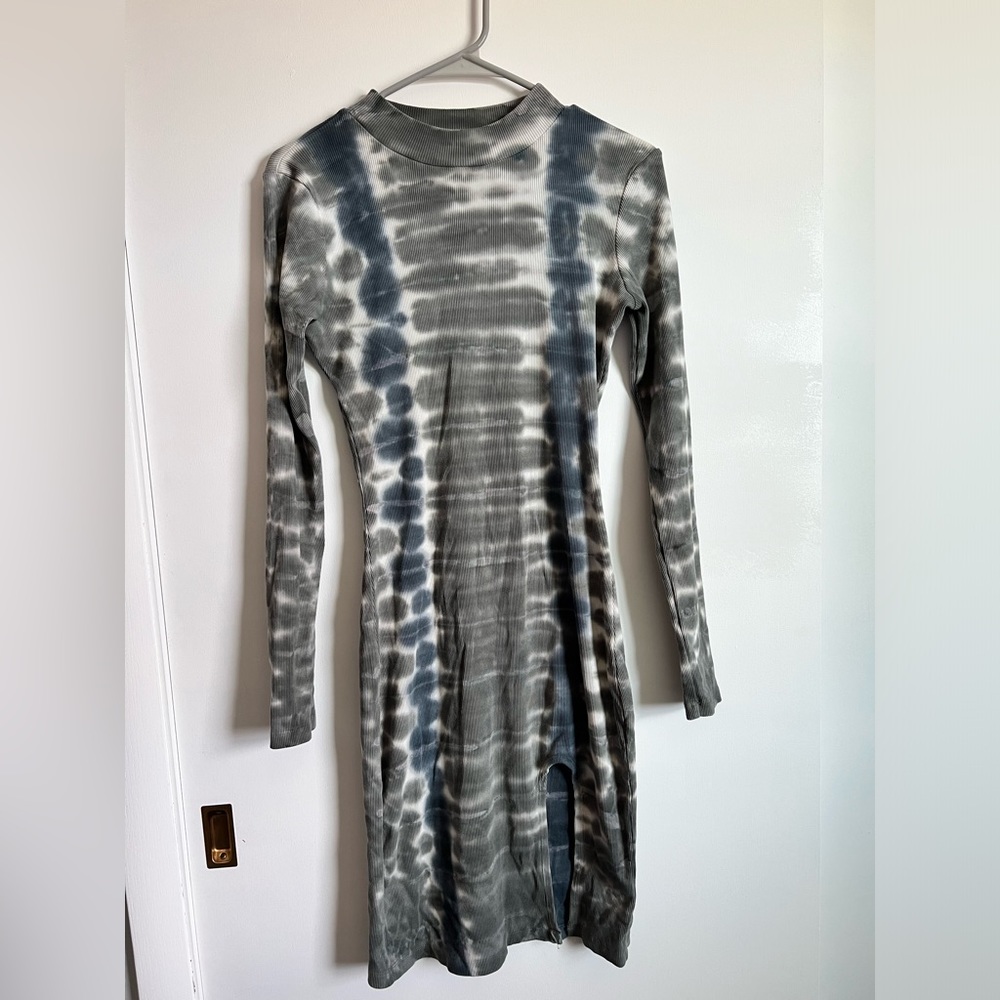Young Fabulous & broke tie dye dress size XS